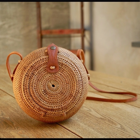 Pink Haley Handbags - Quality Rattan crossbody - 1 available